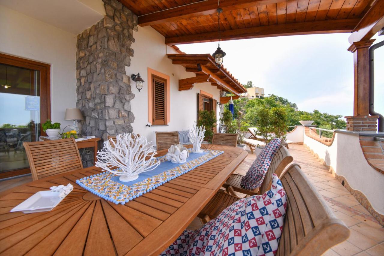Relais Maison De Charles Ischia Exterior foto